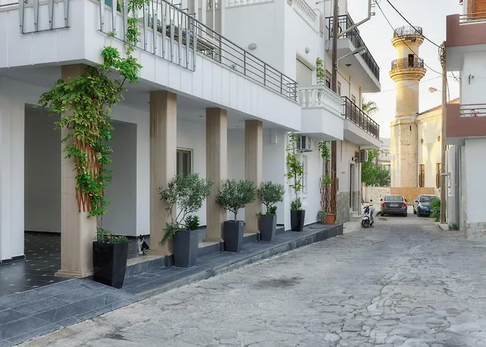 Historical Old Town Luxury Apartment